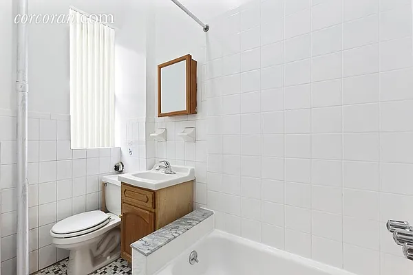 Rented by Corcoran | media 27