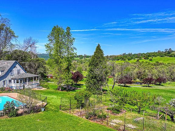 2nd image of 10800 Pickle Barrel Rd