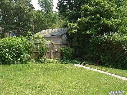 1st image of 15 Tangier Dr