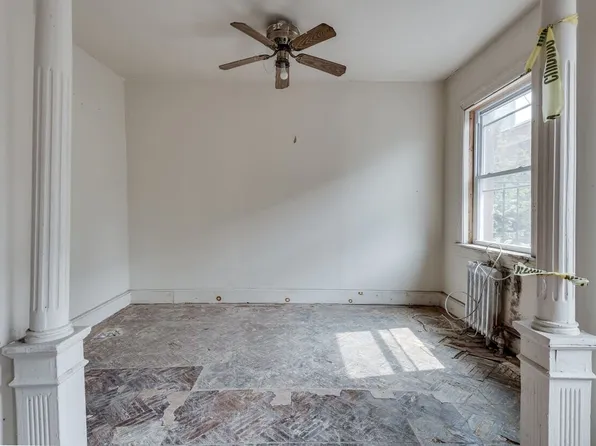 122 Hoyt Street image 40 of 57