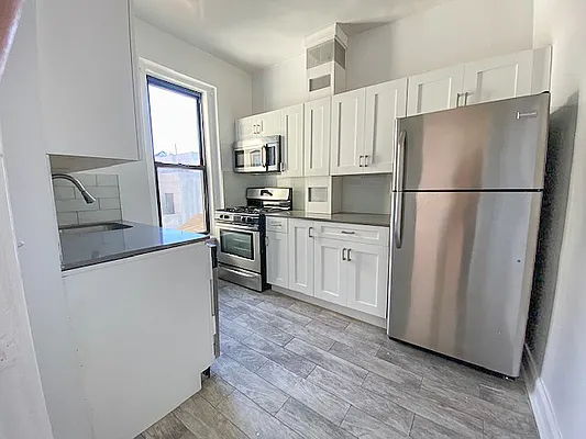 Rented by Compass | media 16