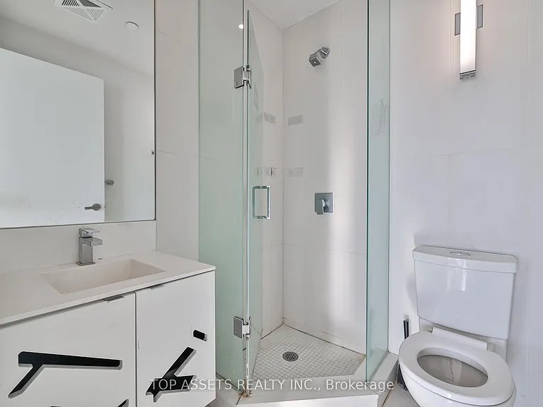 125 Peter St #602 — Photo 24