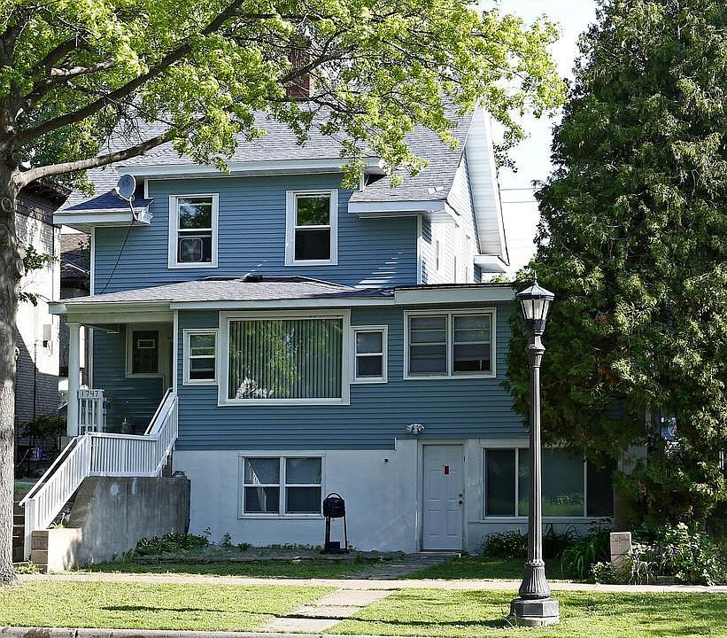 1st image of 1747 Marshall Ave #4