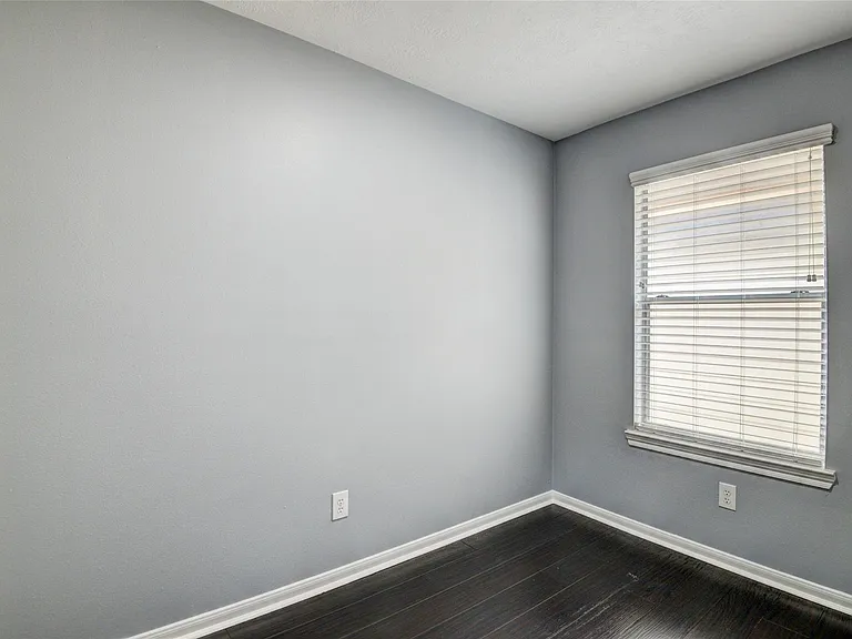 1214 Cleveland St — Photo 9