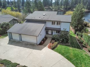 33121 E Lake Holm Dr SE, Auburn, WA 98092