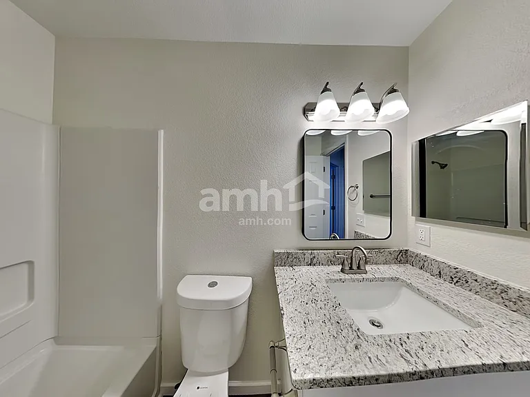 8444 Sunbow Ct — Photo 16