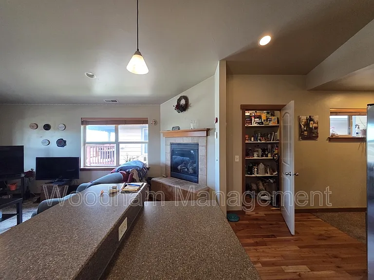 1256 Meagher Ave — Photo 6