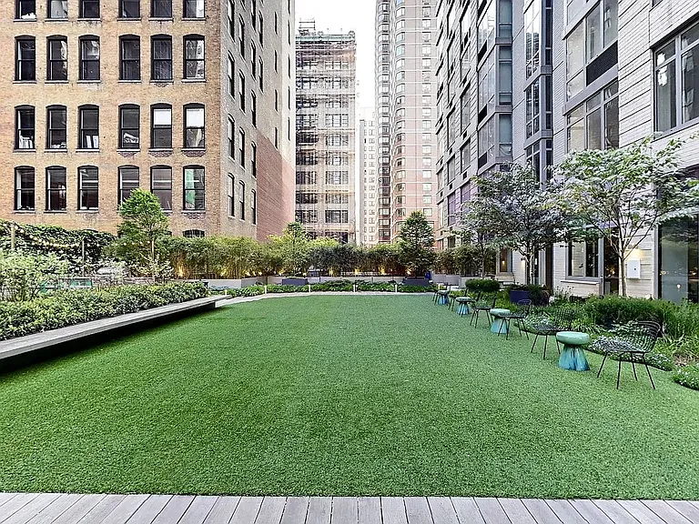 55 W 25th St #28G — Photo 16
