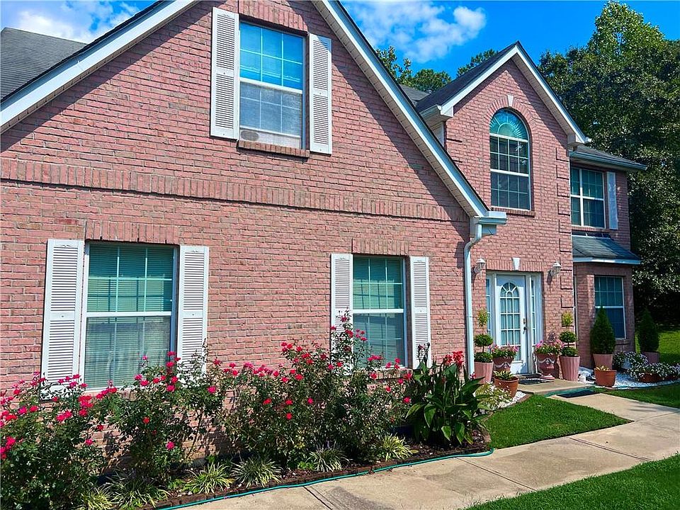1st image of 1300 Cypress Trce