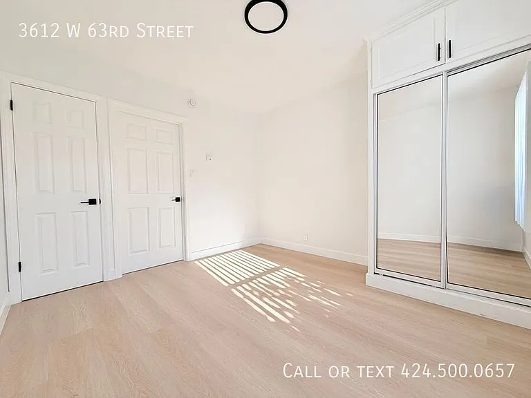 3612 W 63rd St — Photo 15
