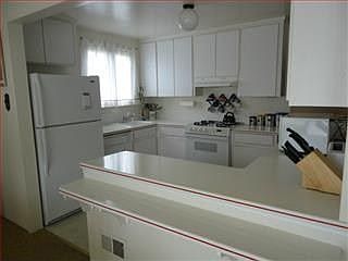 4th image of 27 Margate St