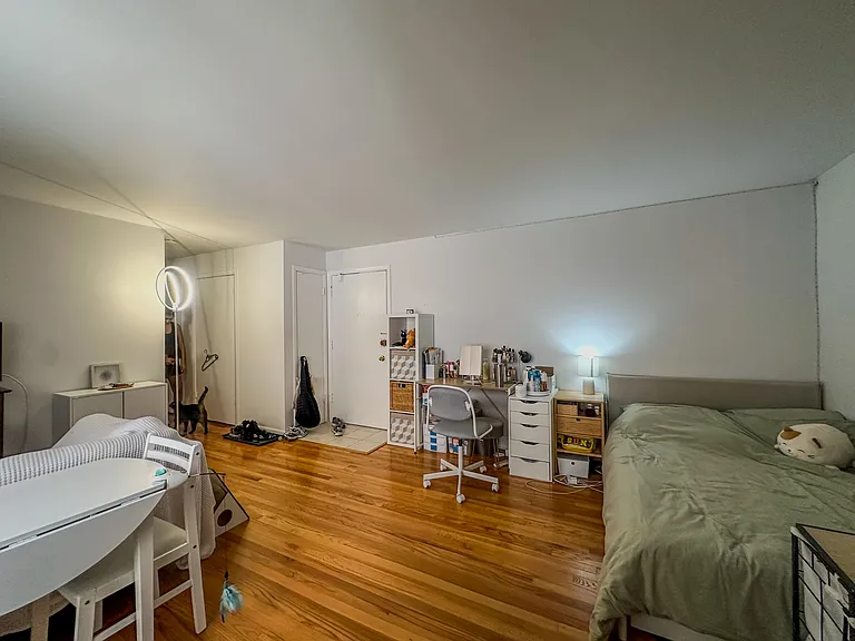 2336 N Commonwealth Ave #403 — Photo 4