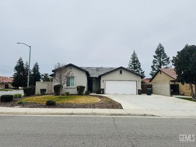 203 Lido Isle Way, Bakersfield, CA, 93314