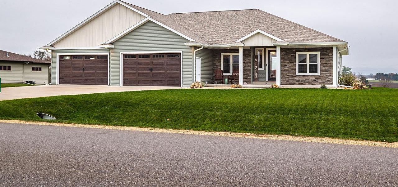 N6817 Sand Prairie COURT, Holmen, WI 54636 | MLS #1943599 | Zillow