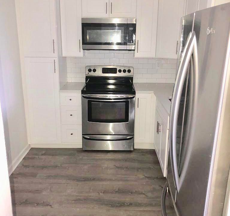 Home For Sale In Heritage Circle