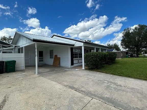 3rd image of 121 SW 21ST Avenue