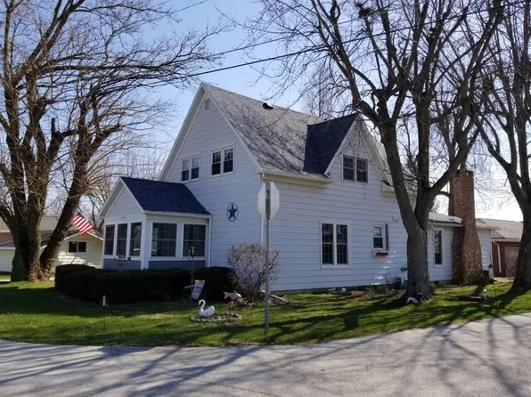 2504 Summit St, Celina, OH 45822