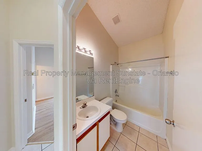 9711 Red Clover Ave — Photo 8