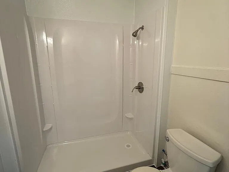 6 S Fremont Ave — Photo 13