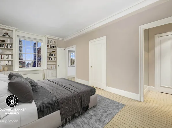 580 Park Avenue image 7 of 19