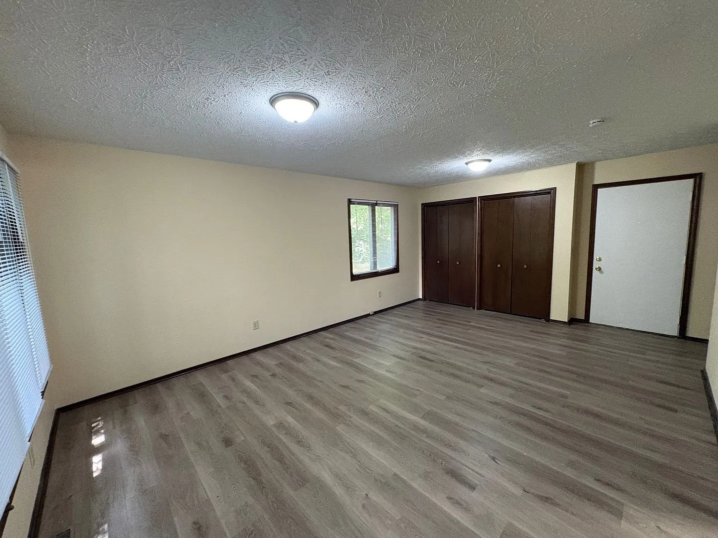 WOW! Look at this property ! You cant beat this price! — Photo 4