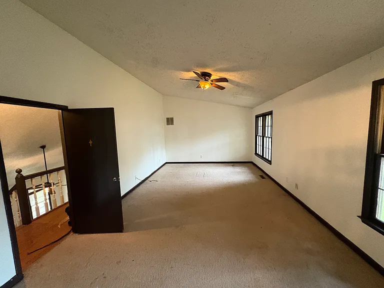 865 Bristol Way — Photo 12