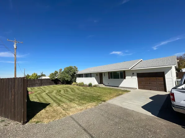 16682 Farmway Rd, Caldwell, ID 83607