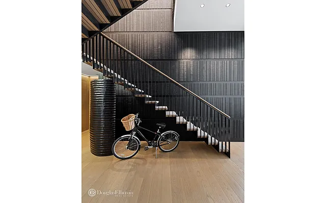 Sold by Douglas Elliman | media 27