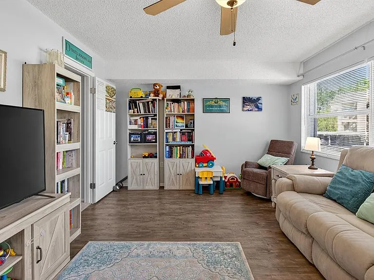 1146 King Arthur Ct #110 — Photo 33
