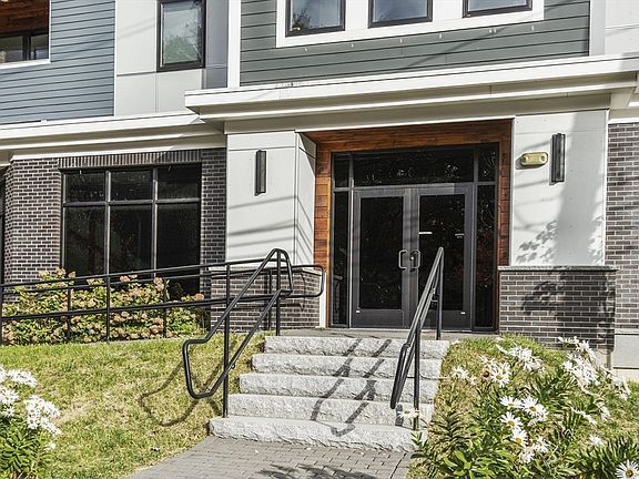 4th image of 395 Alewife Brook Pkwy #2C