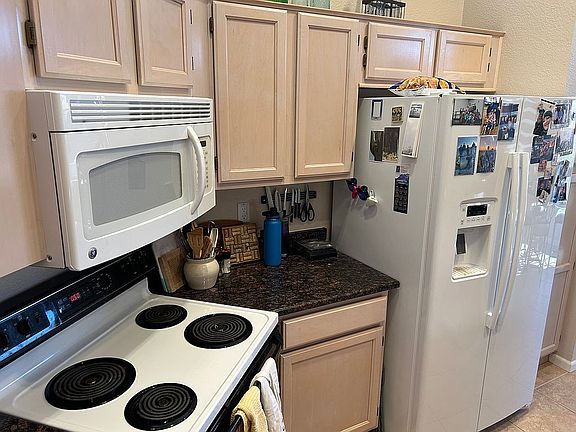 5th image of 5217 S Desert Willow Dr