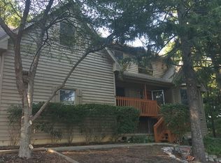 1102 Gulf Keys Rd, Elgin, IL 60120