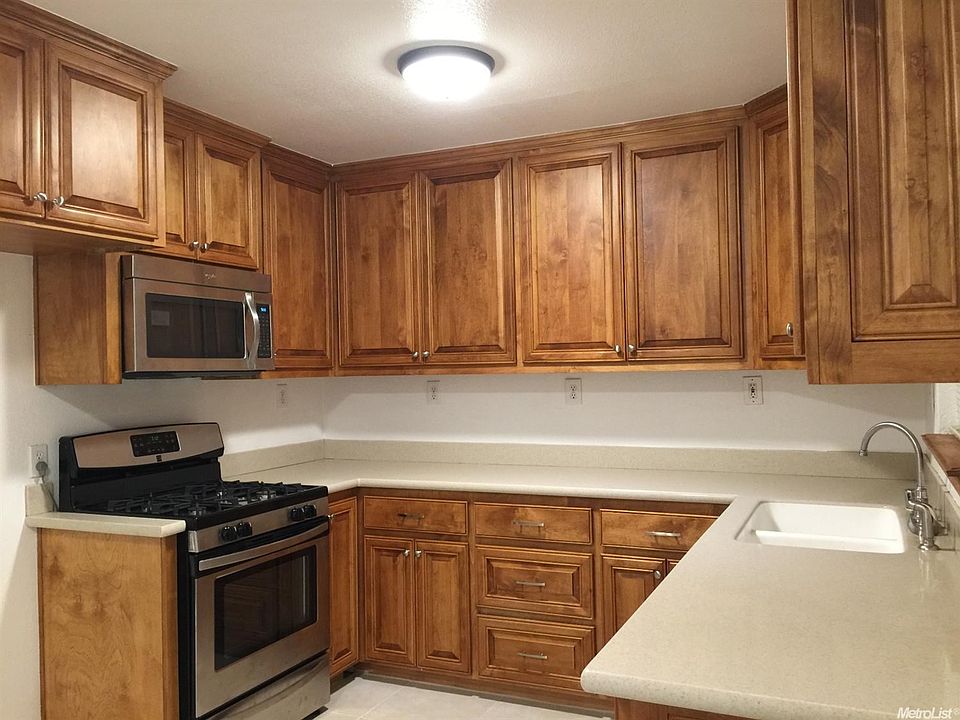 1st image of 1828 Juliesse Ave