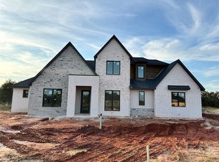 4509 Maple Ridge Ln, Edmond, OK 73013