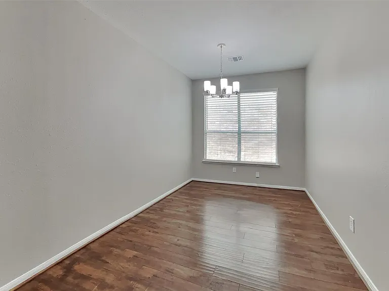 22022 Willow Downs Dr — Photo 5