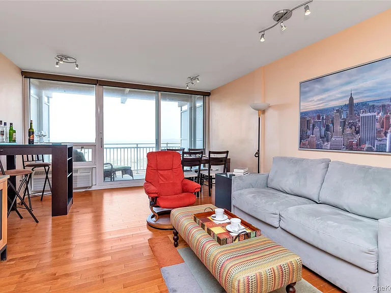 830 Shore Rd #3I — Photo 4