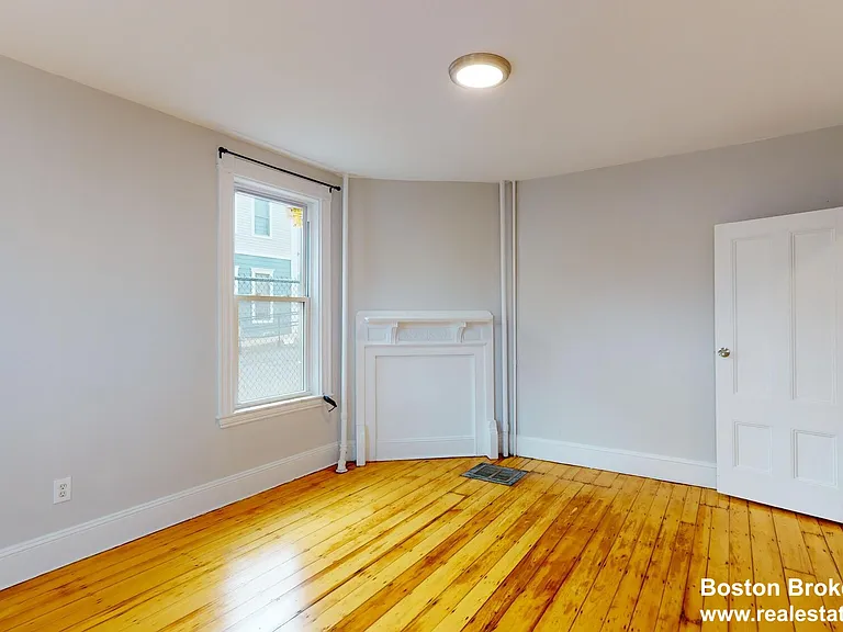 9 Mount Pleasant Ave #1 — Photo 7