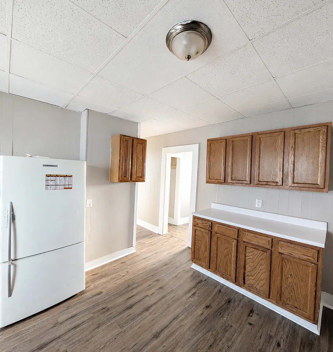3 bed, 890 sqft, $1,390 — Photo 3