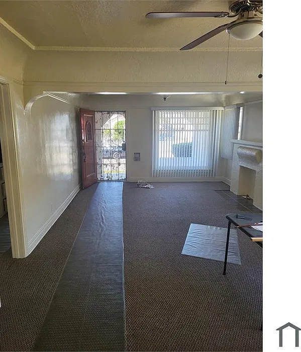 332 W 88th Pl