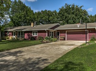6713 N Baltimore Ave, Gladstone, MO 64118