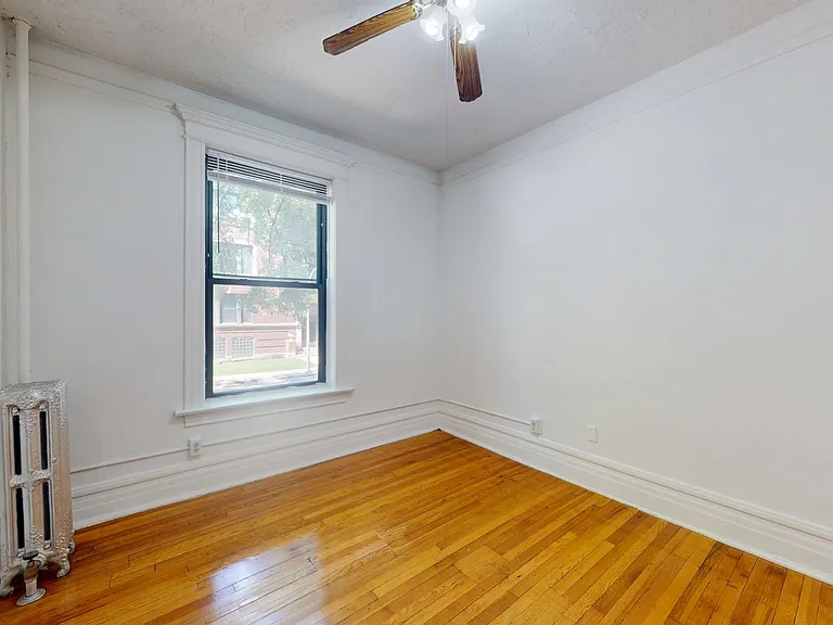 5401-5403 S. Woodlawn Avenue — Photo 86