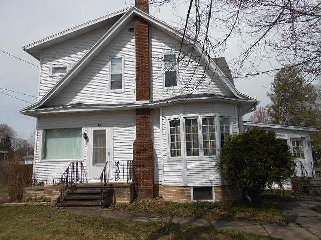 1st image of 408 Birch St