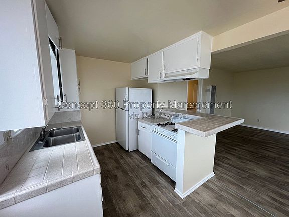 2nd image of 2248 Atlantic Ave #4