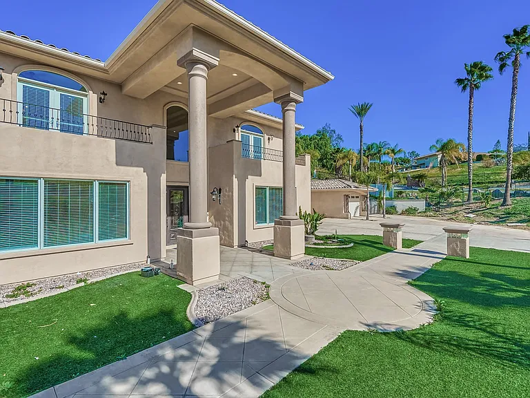 18675 Quail Hill Dr — Photo 3