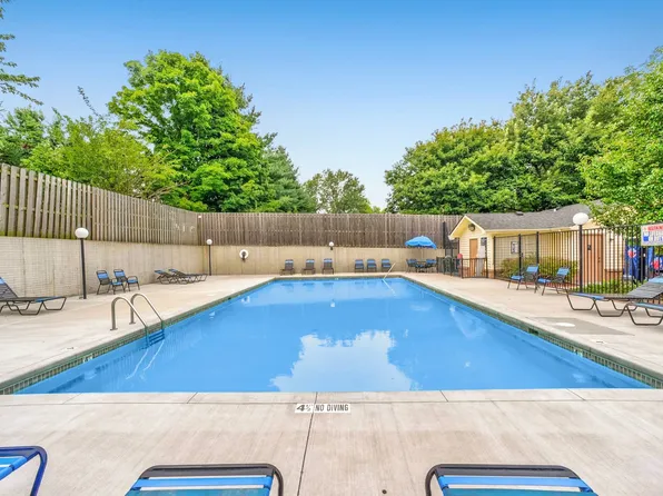 Springview Apartments