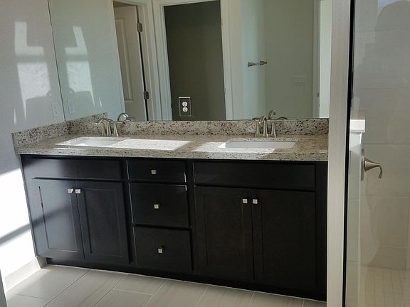 3rd image of 9044 Kingsmoor Way #9044