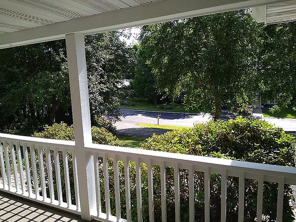 4th image of 692 Mindy Creek Ln