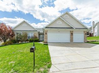 2148 Quarter Horse Xing, High Ridge, MO 63049