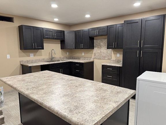 4th image of 1136 N 61st Ave