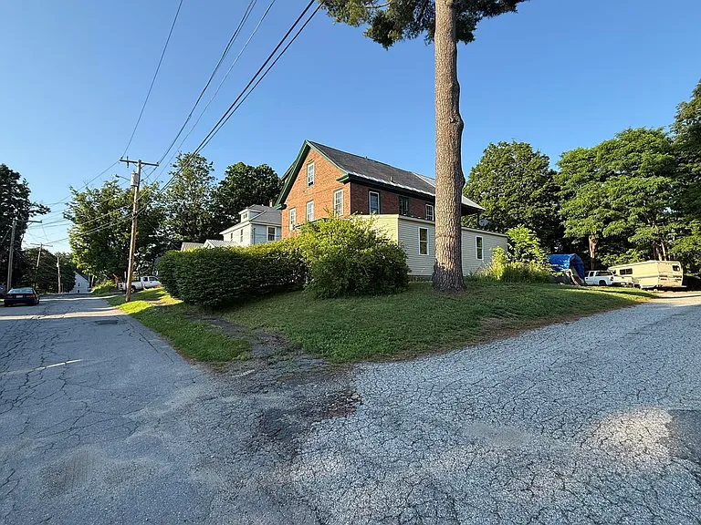 60 High St — Photo 15